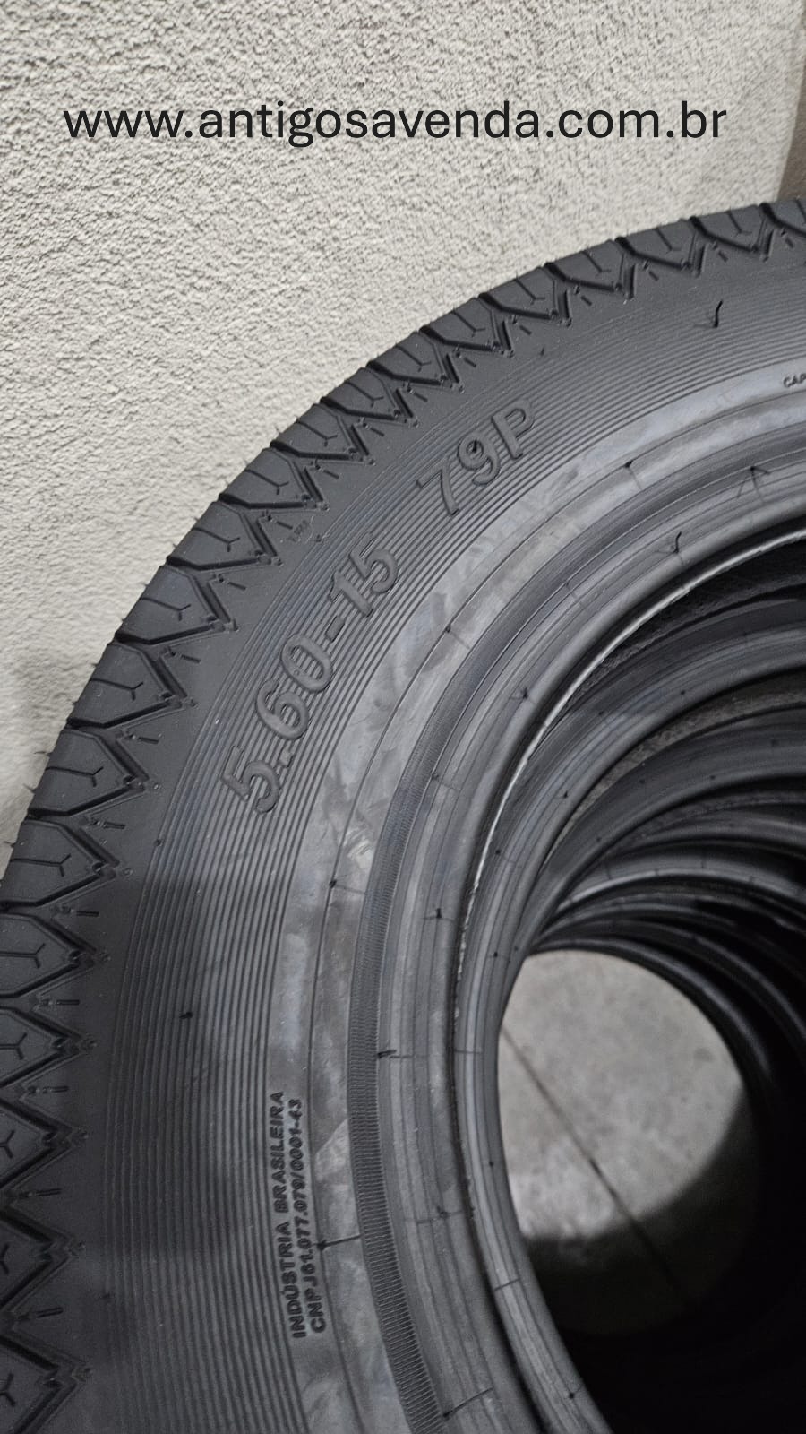 Pneus 5.60X15 p/ Fusca